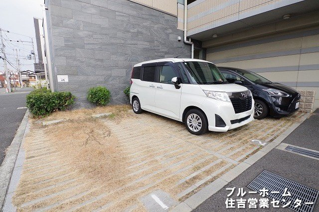 敷地内駐車場がございます！