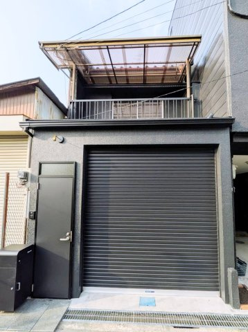 外観：327002263657