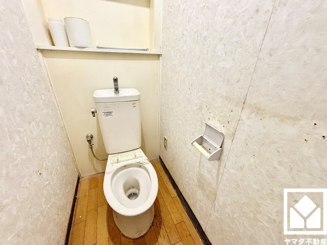 トイレを新規交換予定です。毎日使う場所だからこそ、快適性にも配慮されています。（リフォーム中の写真です）