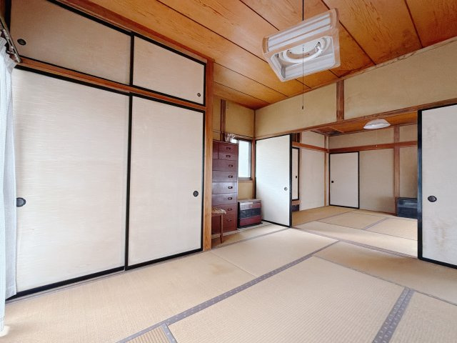 ■和室｜和室を書斎にしたり、冬にはコタツを敷いて家族みんなで年越しをするのもいいですね。家族みんなのお気に入りの空間になります♪