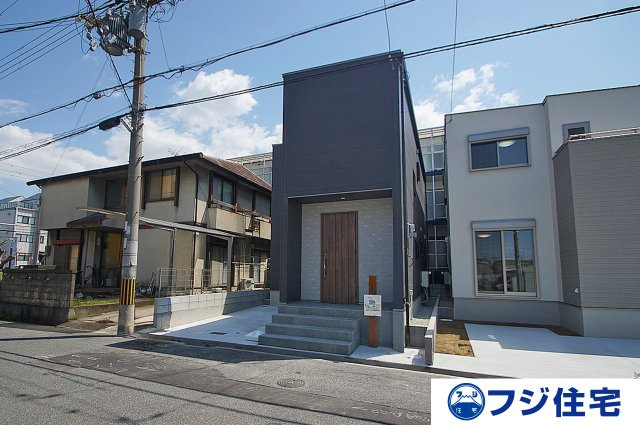 外観：327002180947