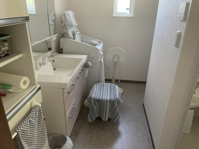 水回りがまとまっています　洗面台/洗濯機