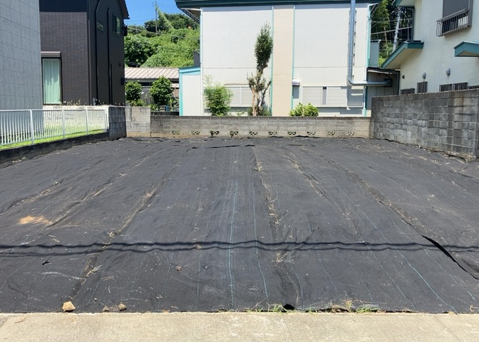 隣家の土地はどうなっているのか、生活利便施設が近くにあるのか、学校まで近いかなど、お客様のライフスタイルにあわせたイメージが重要です。また、近くにあると困る施設が近くにないかも確認するといいでしょう。