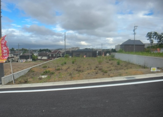 家を建てる前提で土地を探している場合、地盤の丈夫さは譲れない条件の一つです。地盤が脆弱だと追加工事が必要となります。また、過去に地盤沈下や液状化現象を起こした土地は、できるだけ避けた方がいいでしょう。