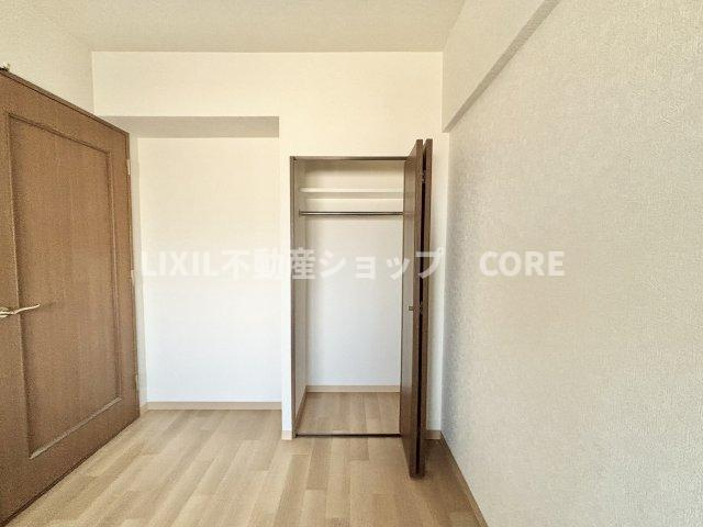 全居室に収納を完備しておりますので、居室の全空間を有効活用出来ます。