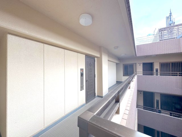 玄関外