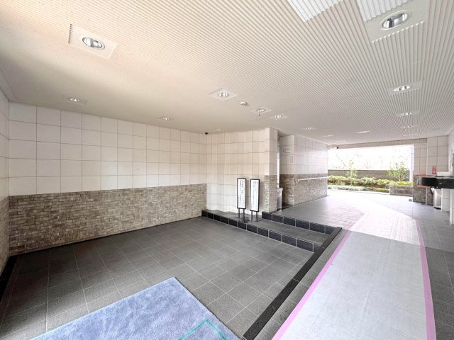 エントランスホール