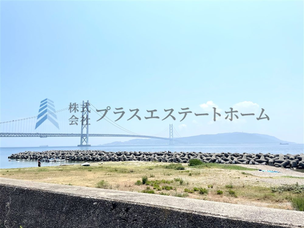 淡路島と明石海峡大橋を望む、豊かな自然に恵まれた環境♪