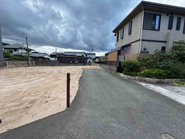 【徳吉西一丁目（3期）の前面道路含む現地写真】