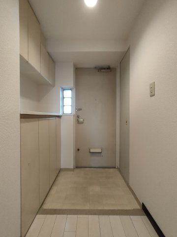 【玄関】