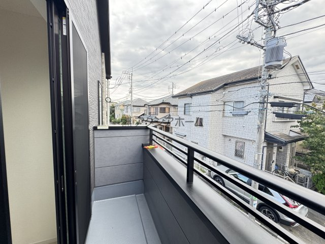 北西側洋室5.5帖側バルコニー