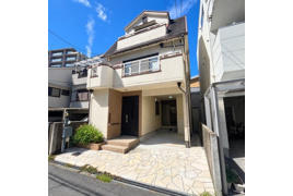 千里山竹園1丁目の外観