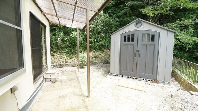 ◎お庭の洗濯物干しスペース＋物置