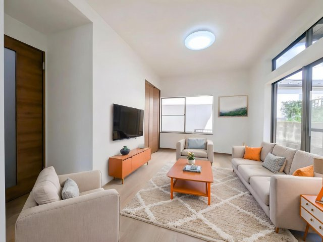 【Living　Room】　◆LDK◆家族の団らんの中心となる約13.5帖のLDKです。※家具等はCGによるイメージです。家具小物は販売価格に含まれません。