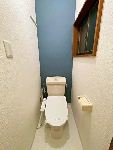 温水洗浄機能付きトイレ