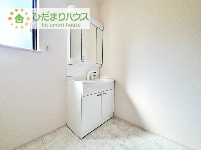 シンプルで使い勝手の良い独立洗面台！