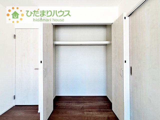 全室にクローゼットが付いていて、お部屋の住空間もスッキリ広々使えそうです(^^)