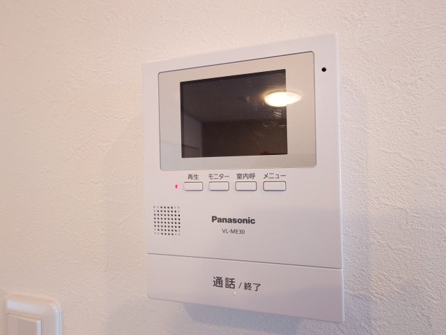 【防犯】TVモニター付きインターホン、防犯にも安心です♪