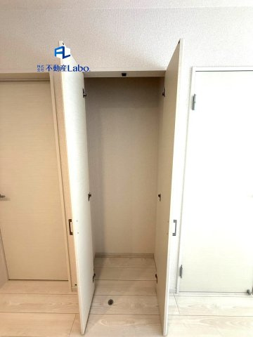 ●収納●　各部屋に取付られている収納は片付けにも大変重宝します♪