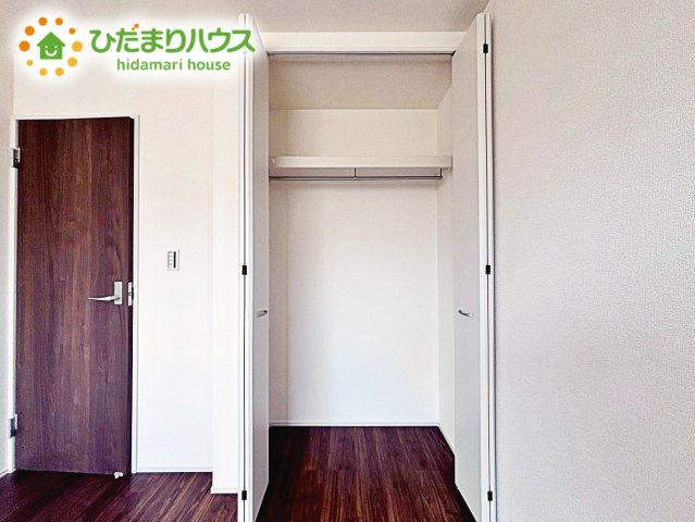 クローゼットタイプの収納は荷物がどこにあるかすぐに見つかります！