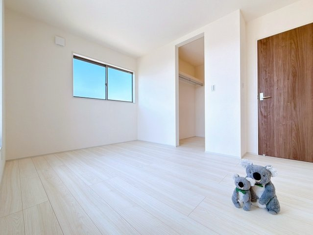 「どんな家具を置こうかな」とワクワクする。好みのこだわりのお部屋にしてじぶんだけの部屋でゆったりと寛げます。
