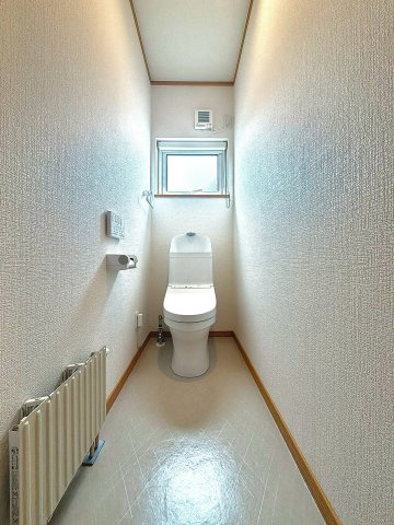 奥行のとれたトイレ！