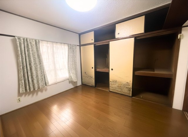 AI加工で家財等を消しております。