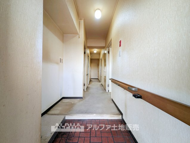 明るい玄関です