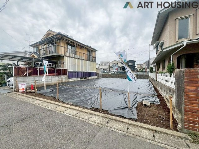 東側建物無く開放的です