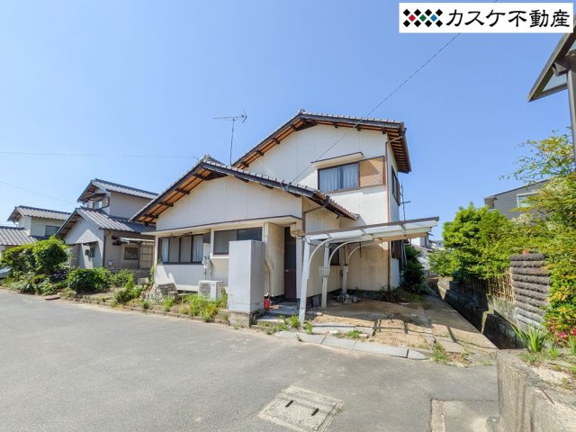 既存建物は解体後の引き渡しです。建築条件もありませんので、お好きな建築会社でマイホーム建築が可能です♪