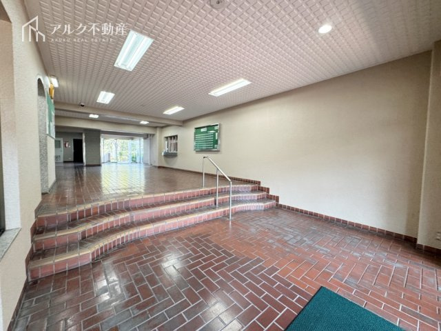 エントランスホール
