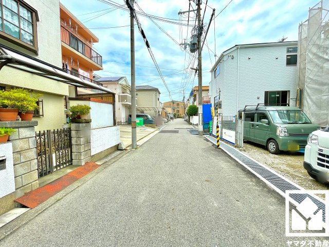 阪急神戸本線「園田」駅まで徒歩約14分の立地。毎日の通勤・通学だけでなく、休日のお出かけまで利便性に優れています。