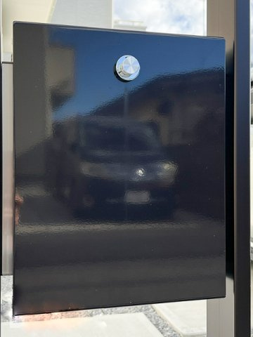 郵便ポスト（写真は同仕様写真）