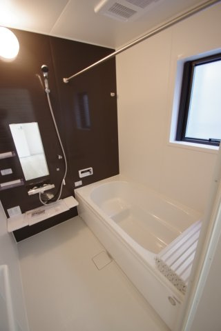 浴室は1坪（2帖1616）タイプ