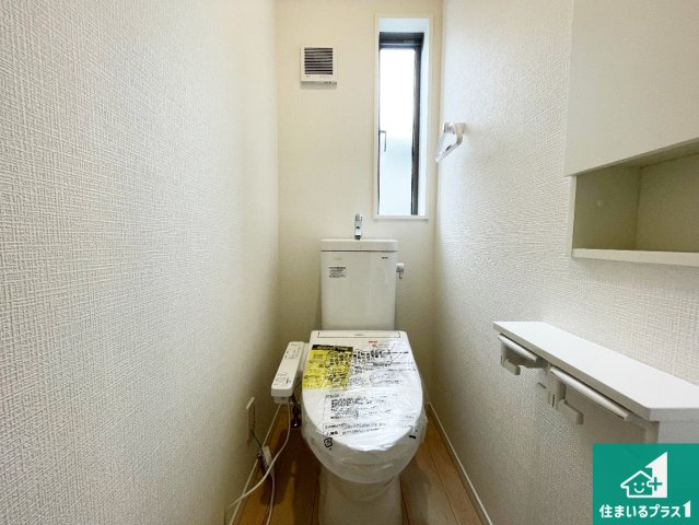 1・2階の2ヶ所にあるので、朝の忙しい時間の順番待ちもなく、深夜の利用にも大変便利です。
