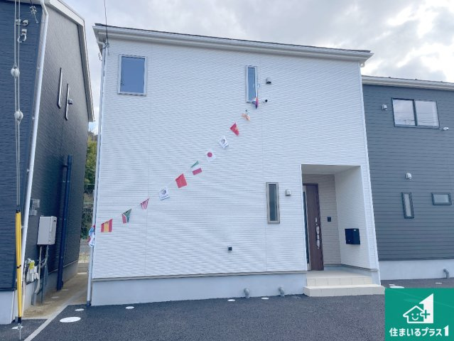 安心の10年保証！外観を美しく保ち、雨水で汚れを落とします！気になることがありましたら、お気軽にお問い合わせください！