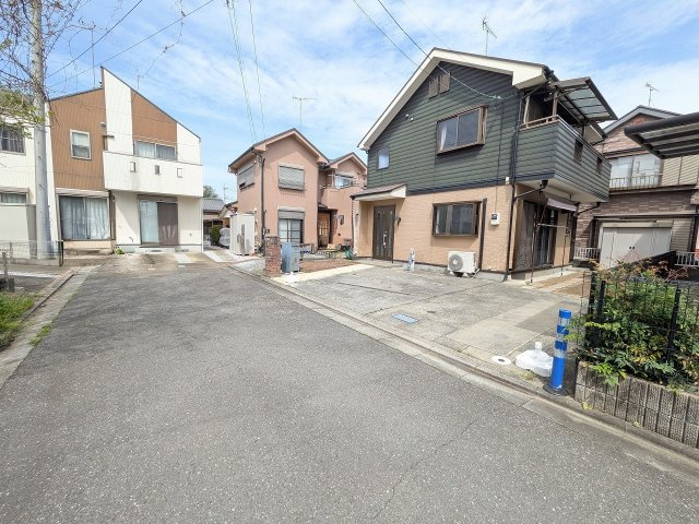～西側4.5ｍ道路に面しています～