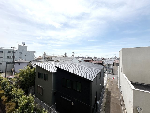 バルコニーからの眺望になります♪