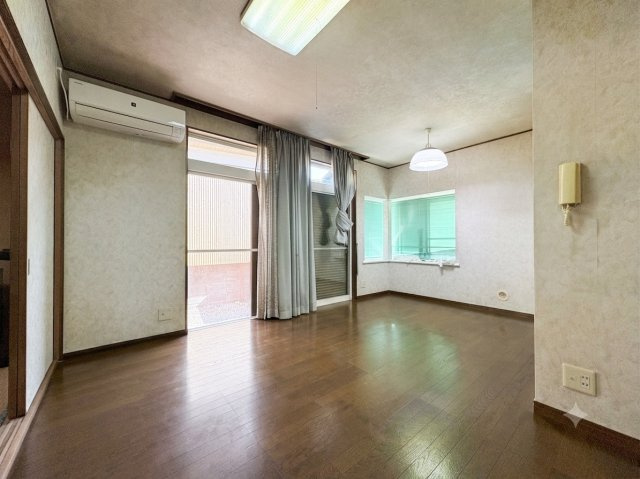 ※掲載写真は一部AI画像加工により、家具・家財等を削除しております。