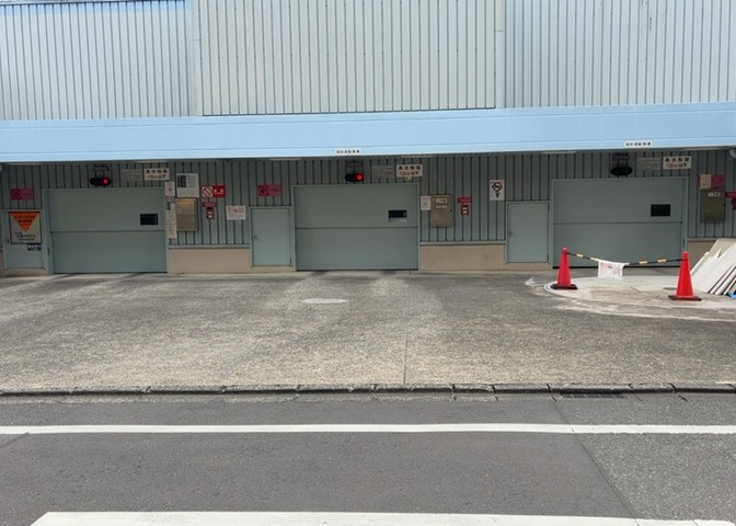 マンションの駐輪場は、事前に空きがあるか確認を取ると安心です。せっかく入居したのに駐輪スペースがない！なんてことになったら大変ですよね。そこで、内見時や購入前にはまず事前に確認しておくと良いでしょう。