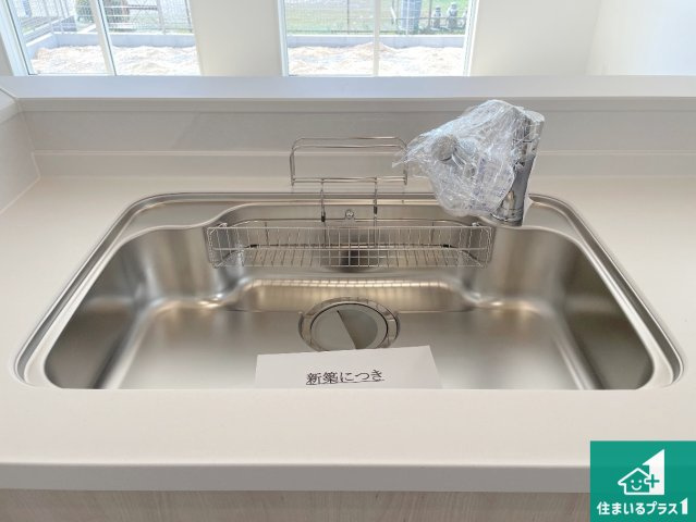 広々としたシンクで食器洗いも楽々！