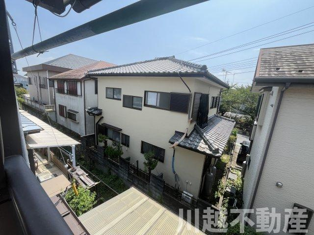 南側の水路のおかげで日差したっぷりな眺望です