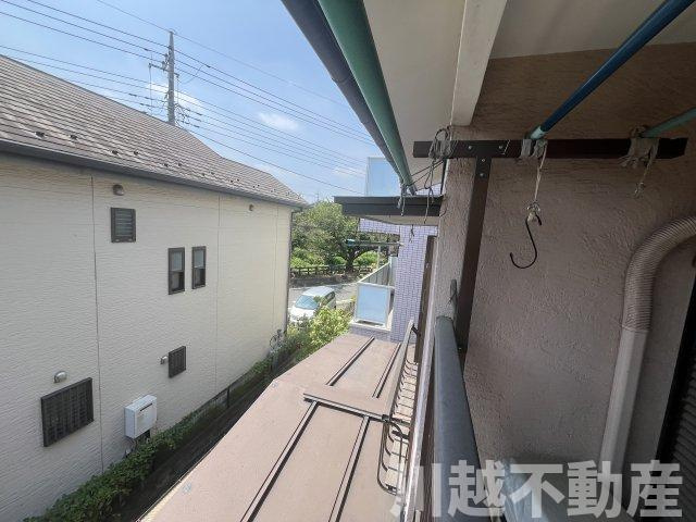 目の前に家が建つまでは新河岸川の桜並木が一望できました
