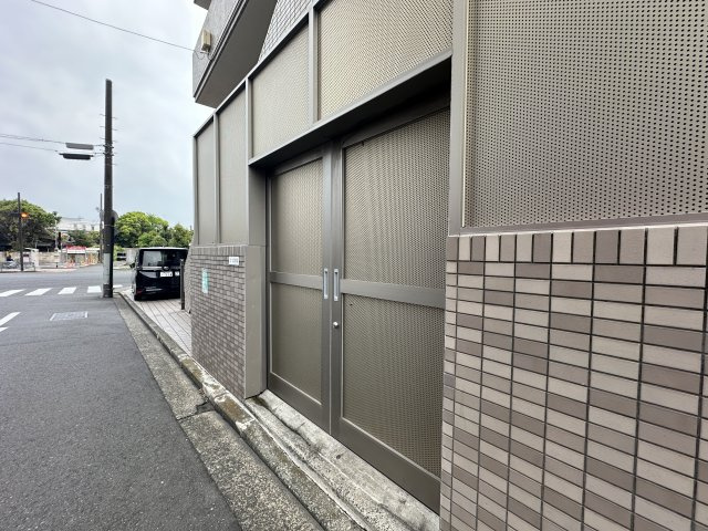 ゴミ置き場です。しっかりと管理されています。