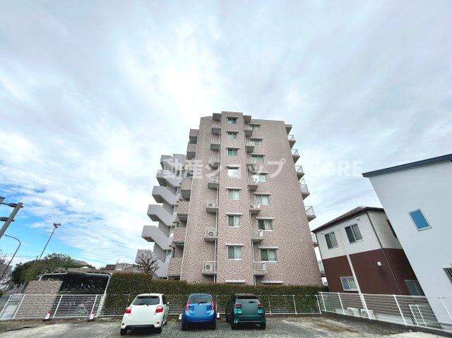 鉄骨コンクリート造8階建8階部分、新耐震基準・旧耐震が気になる方はスタッフまでお問い合わせください。