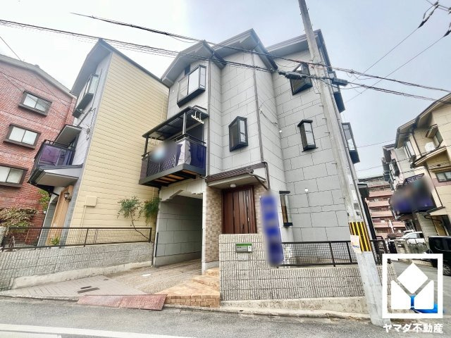 外観：326000237009