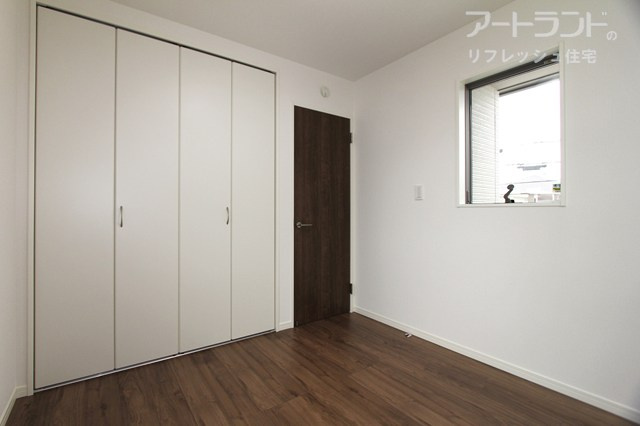 【2階洋室4.5帖（下）】クローゼット付き