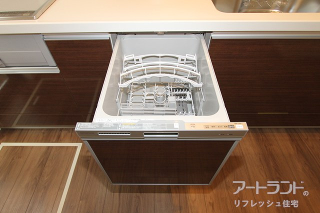 【食器洗浄乾燥機（5人用サイズ）】毎日の家事も楽々♪