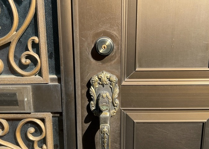 当然のことではありますが、オートロックやセンサーライト、ホームセキュリティーなどの防犯設備があれば、小さいお子様がいるご家庭も安心ですよね！まず物件購入の際は、防犯設備もチェックするようにしましょう。