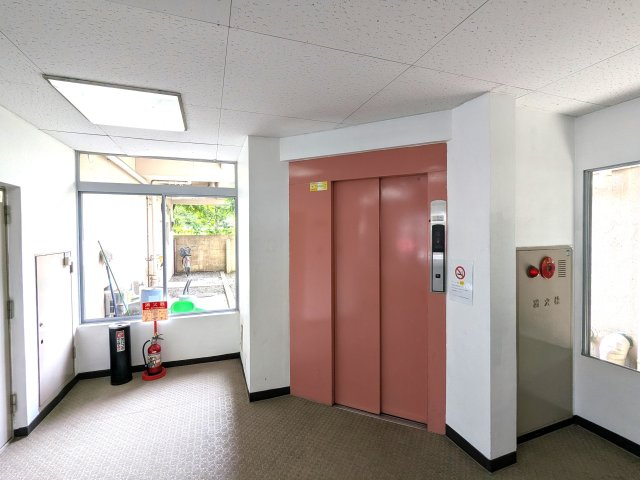 エレベーター